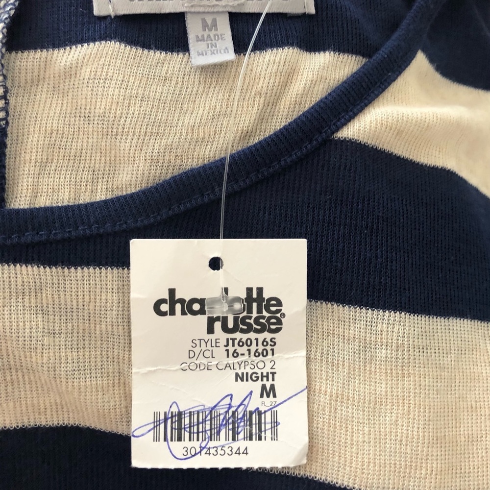 ๐ 2/$12 NWT Charlotte Russe Top - Picture 2 of 8